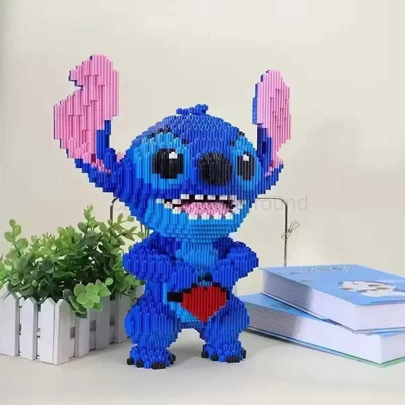Disney 2025 New 33cm Building Blocks Anime Stitch Large Size Cute Educational Assembly Toy Tabletop Decoration Kid Birthday Gift H2510151