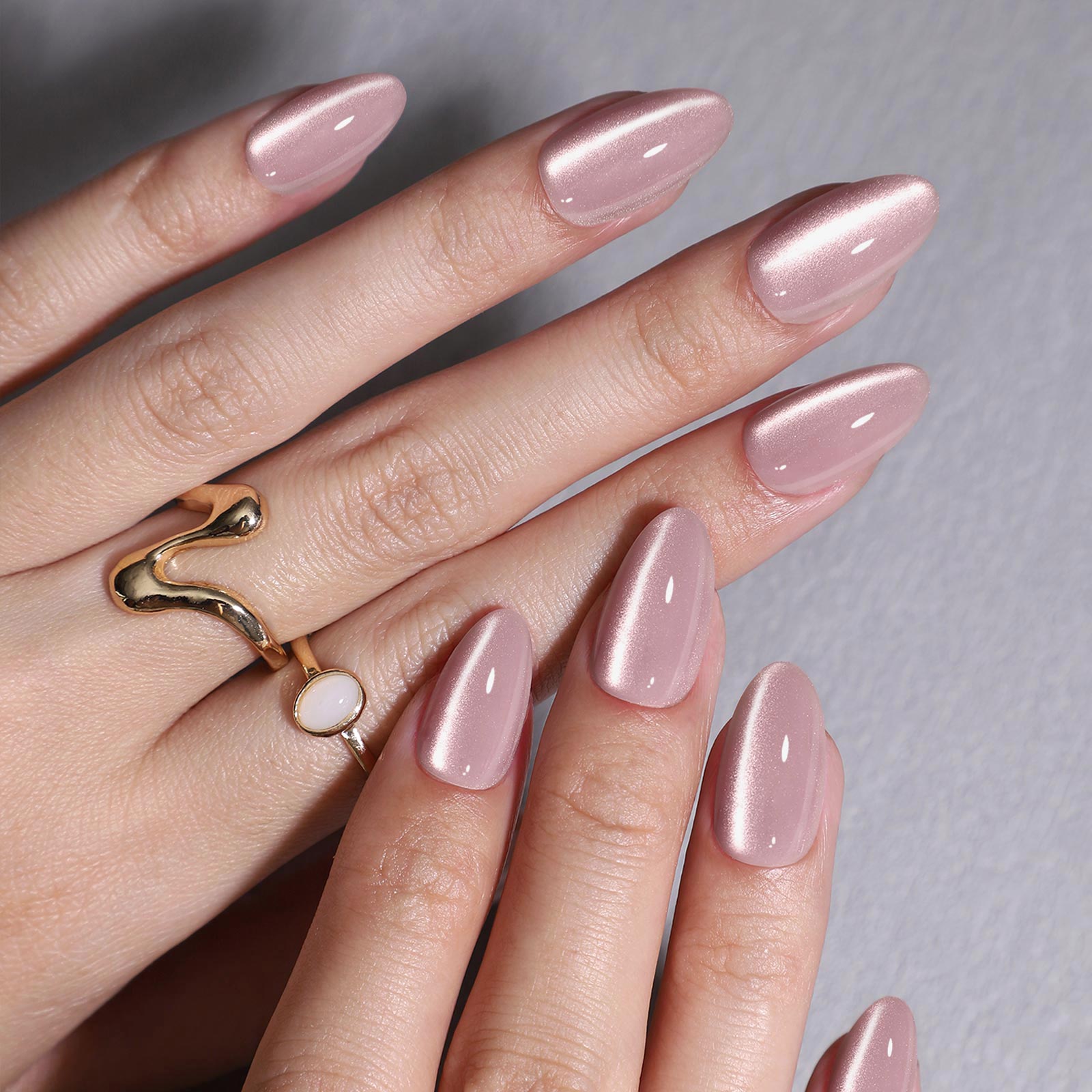 Elegant pointed almond press On nails Cats-eye Artificial Finger Extensions | Long-wearing Gel-Like Stick-On Claws with Professional Strength Bond Var