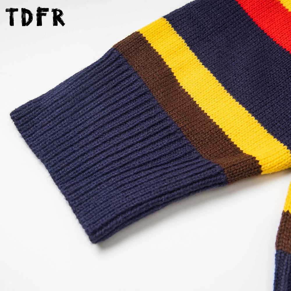 Retro Contrast Paneled Striped Sweater Mens Embroidery Autumn Winter Casual Loose Knitted Crew Neck Pullover Man J251015