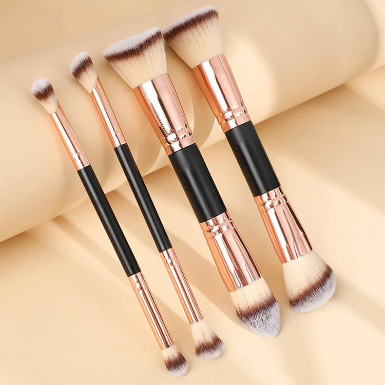 Creative Makeup Brushes Soft Bristles, Portable, Non-Shedding 4-Piece Facial Makeup Brush Set Fluffy, Non-Absorbent Powder Brush Factory Customizable