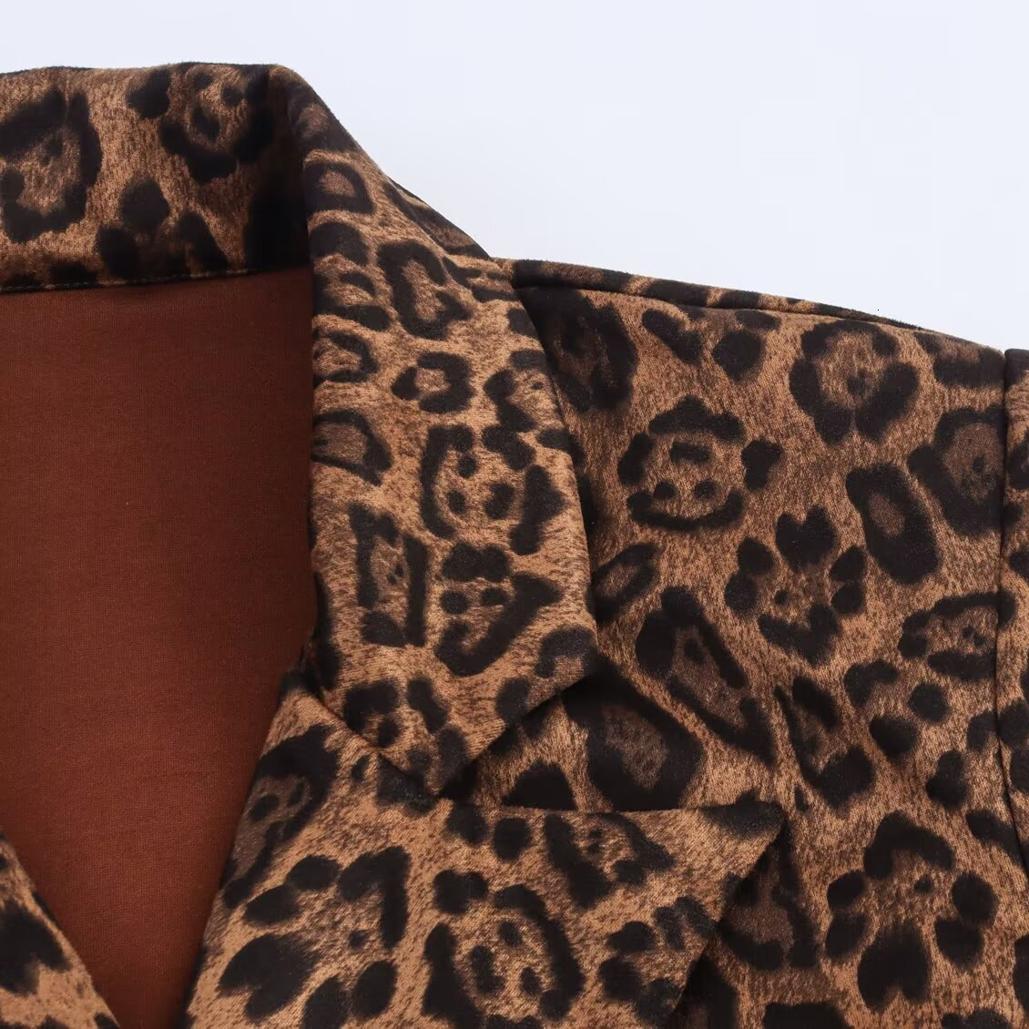 ZAR Spring New Womens Fashion French Style Fashion Design British Style Autumn Winter DoubleBreasted Leopard Print Coat 220924