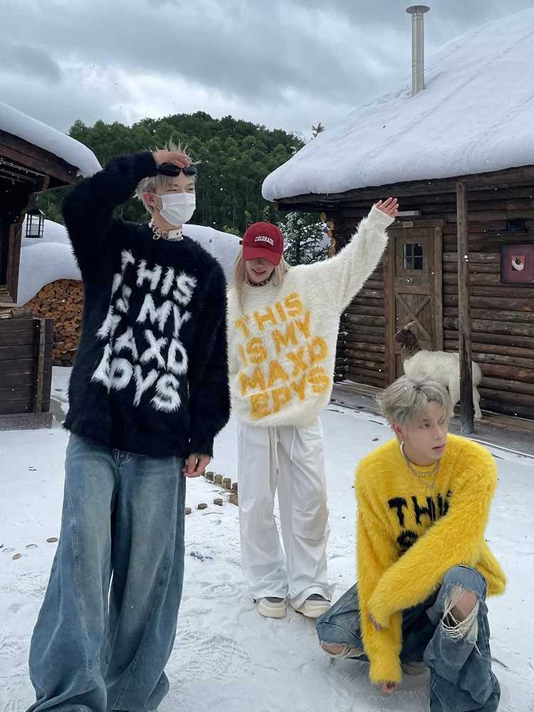 American Hip Hop Vintage Letter Mink Slouchy Couple Sweater Mens And Womens Casual Loose Knit Coat Mens ropa hombre J251015