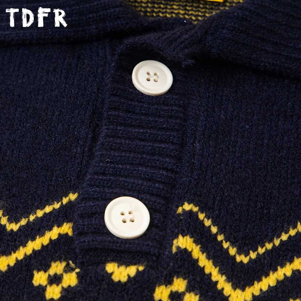 Cartoon Embroidery Contrast Sweater Mens Autumn Winter Retro Casual Lapel Drop Shoulder Long Sleeve Loose Knitted Pullover Man J251015