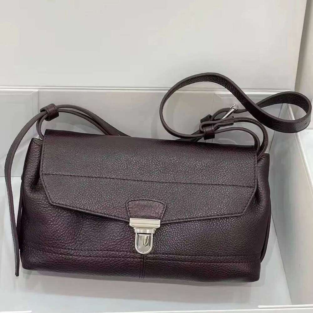 Luxury Bag Vegetable Tanned Cowhide Vintage Genuine Leather Shoulder Messenger Bag Designer Unisex Crossbody