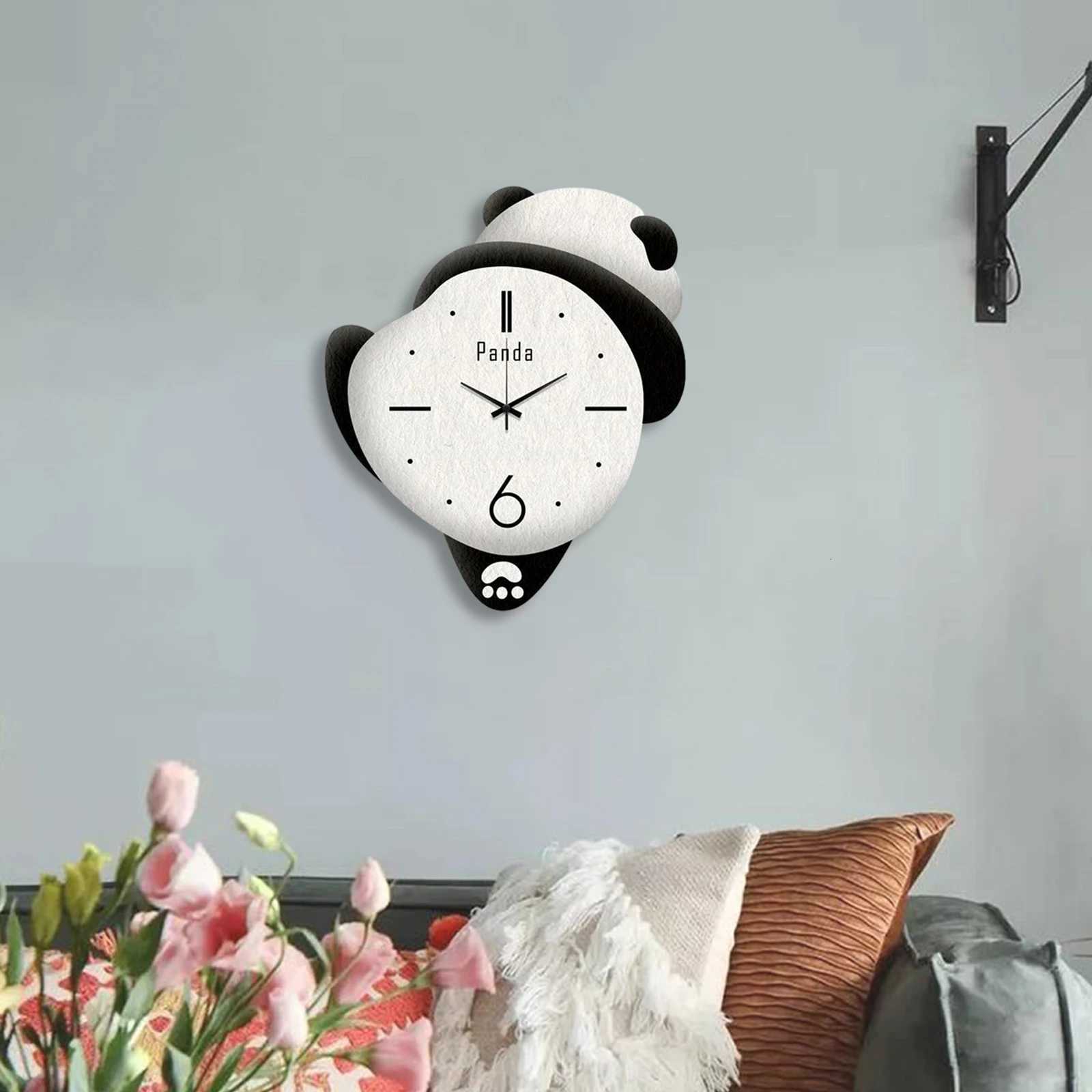 Panda Decor Silent Wall Clock Decorative Clock Adorable Battery Operated Room Mute Fashion Kitchen Wall Clocks Sweep Movement C251015