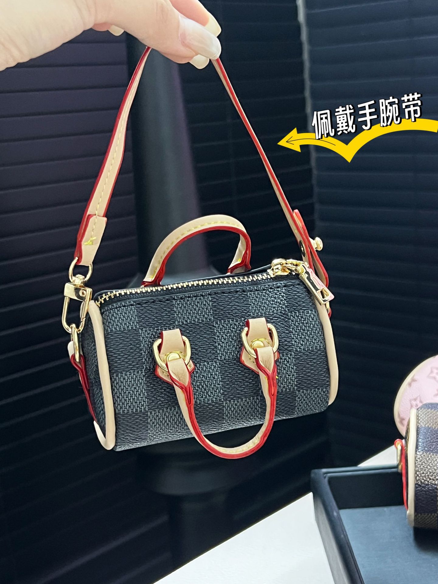 Free shipping designer Fashion Bags Mini bag simple classic high-quality versatile outdoor trend lightweight Elegant