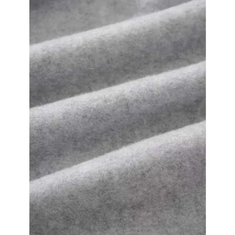 Four season new solid color gray loose cotton mens casual drawstring waist sports shorts men gym shortsT251015