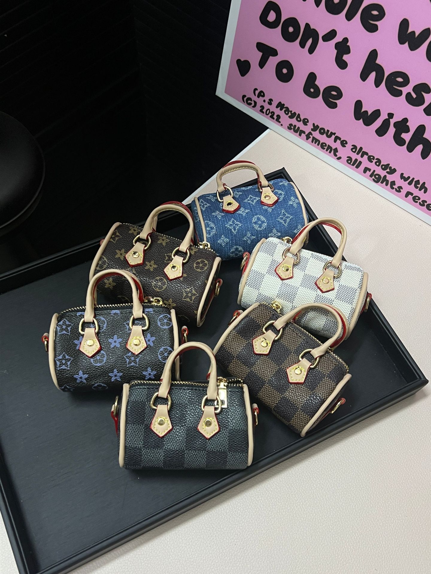 Free shipping designer Fashion Bags Mini bag simple classic high-quality versatile outdoor trend lightweight Elegant