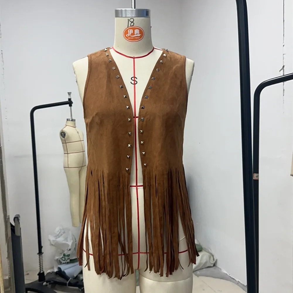 Women Vintage Sleeveless Faux Suede Fringe Vest Rivets Leather Western Boho Tassel Jacket Open Front Hippie Cardigan 2025 251008