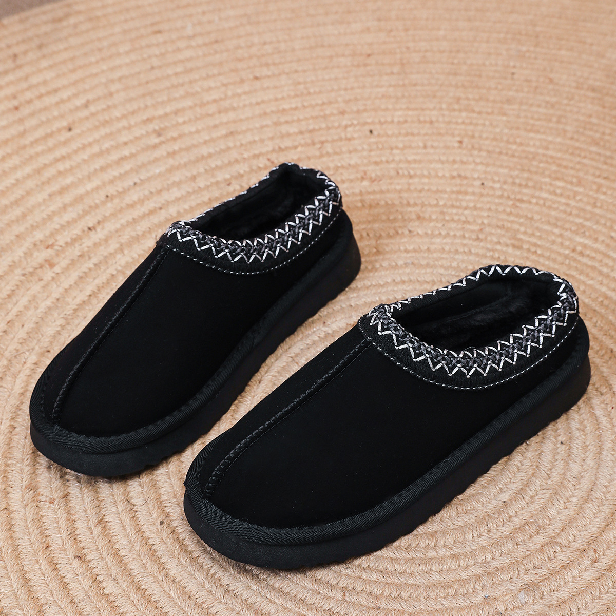 hot Free delivery designer snow boots Soft soled snow boots for women lightweight durable and comfortable shoes