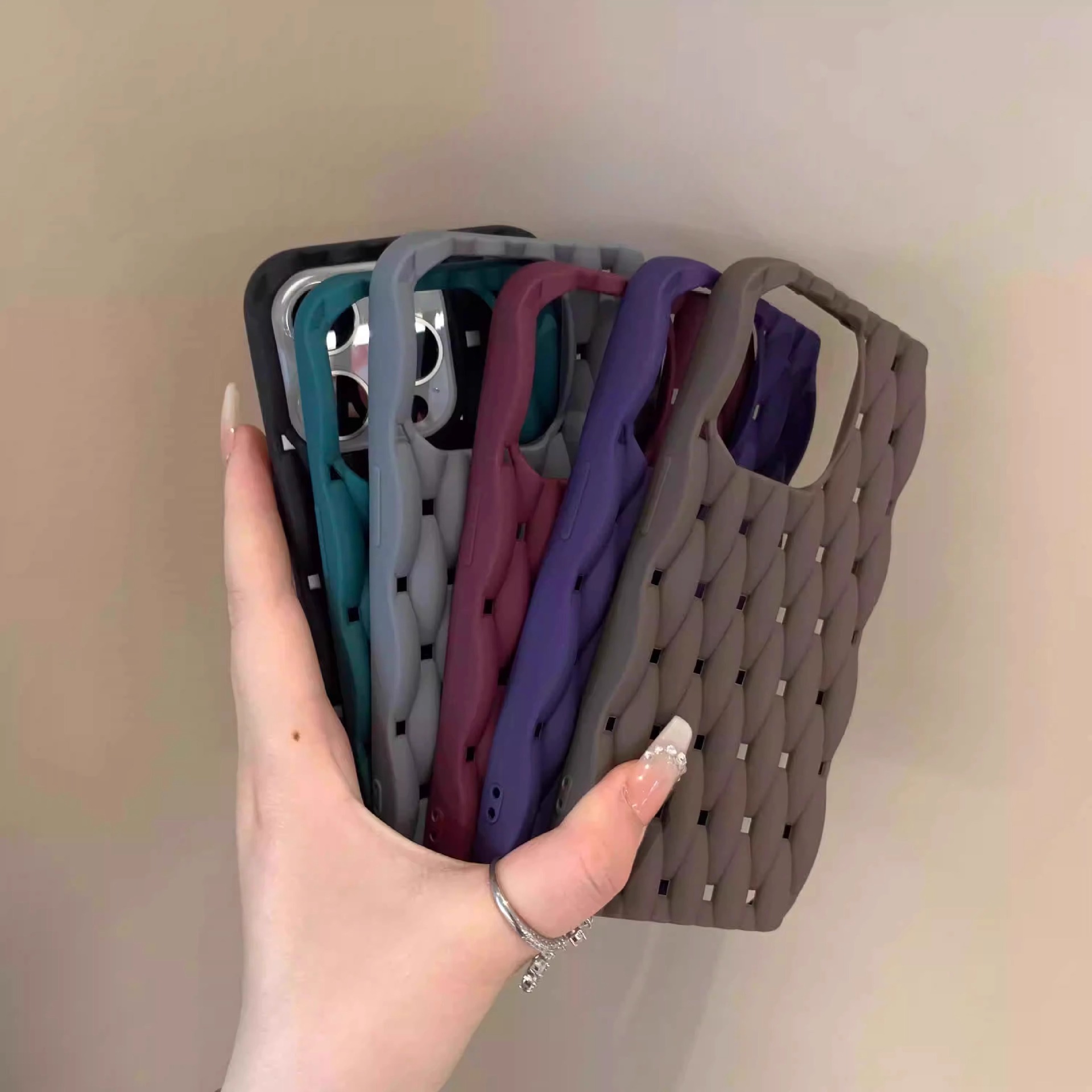 Suitable for iphone17promax Apple mobile phone case new summer heat dissipation hollow lace soft shell 17 protective cover