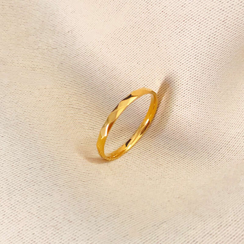 Ring Designer Luxury rings jewelry for Women rhombus cutting surface Titanium Steel plated with 18K gold High quality Exquisite Unique Festival Vacati