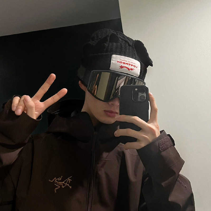 Winter Mountaineering Ski Goggles for Men Windproof Outdoor Sports Sunglasses for Cycling and Motorcycling Antiglare Sunshade Goggles for Women H25101