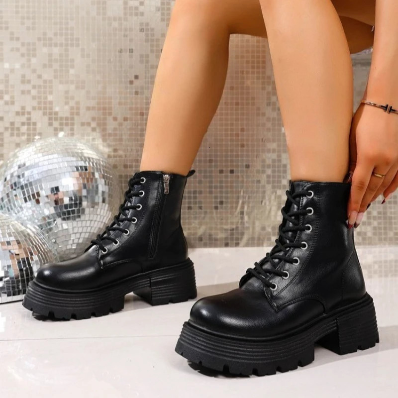2026 Ankle Boots Women Fashion Autumn Casual Female White Chelsea Booties Punk Gothic Shoes Platform Short Leather Combat 251010
