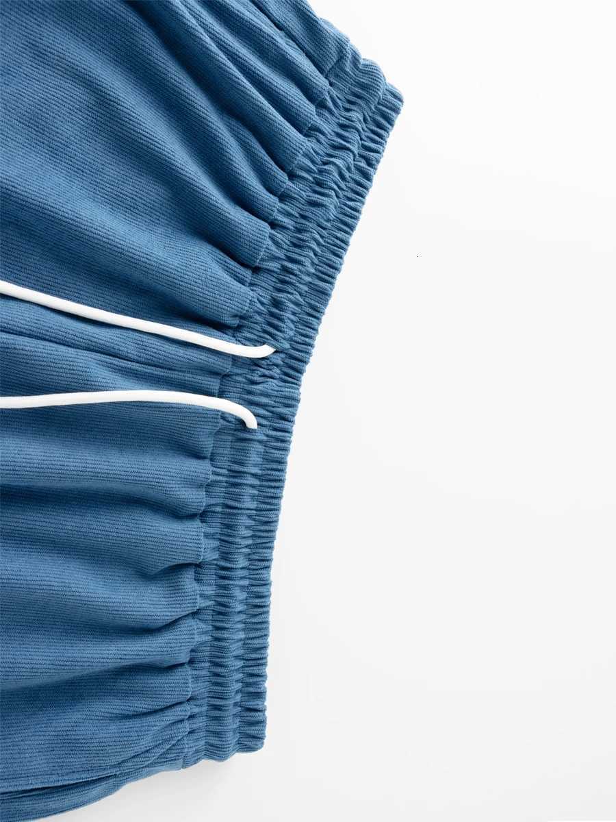 New Mens Fitness Lightweight Sweatpants Summer Casual Pockets Shorts Basic Solid Color Short Pants Jogging Beach Shorts MenT251015