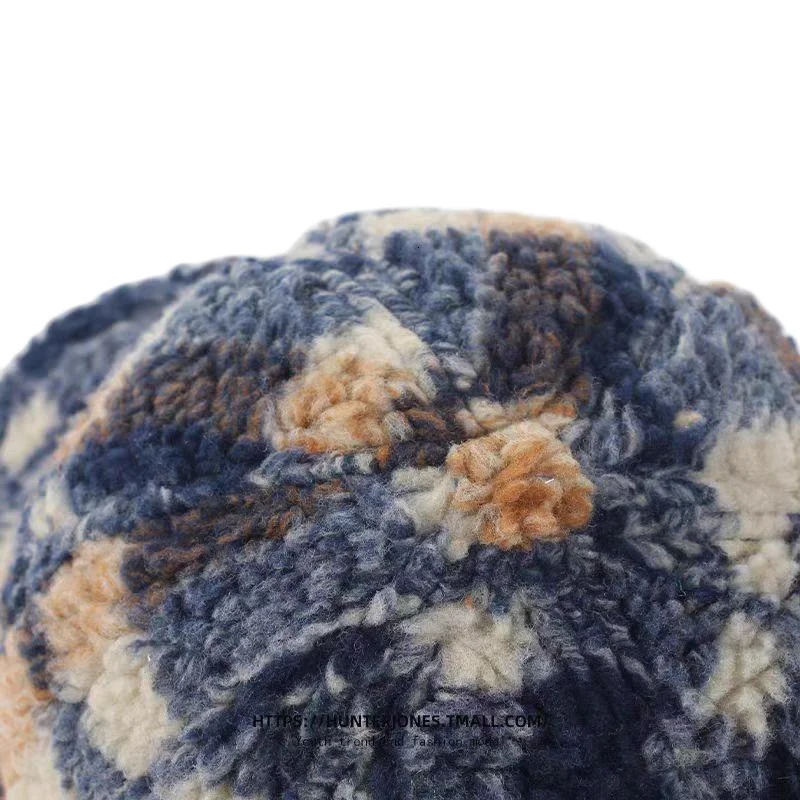 Winter Lamb Wool Cap Curved Brim Warm British Style Retro Classic Plaid Baseball Cap Men and Women 251014 - view 5