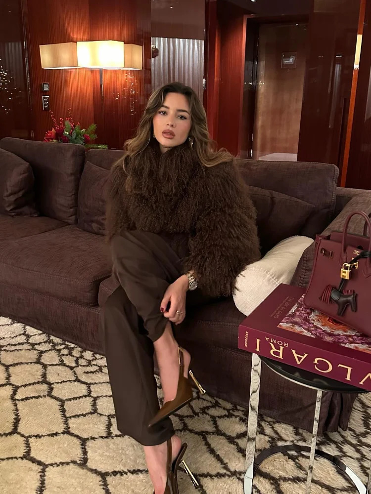 Solid Fashion Fur Coat Women Chic Fluffy Warm Long Sleeve Loose Short Jacket 2025 Winter Lady Daily Street Outerwear 251029