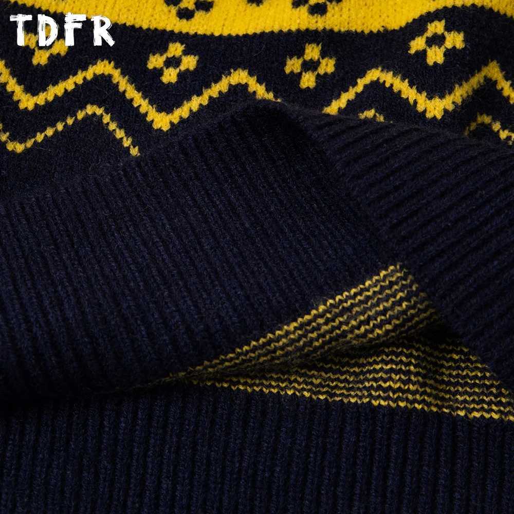 Cartoon Embroidery Contrast Sweater Mens Autumn Winter Retro Casual Lapel Drop Shoulder Long Sleeve Loose Knitted Pullover Man J251015