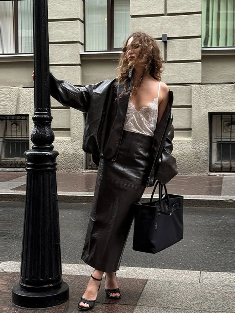Street Woman Leather Two Piece Set Retro Lapel Zipper Jacket High Waist Straight Long Skirt Fashion Versatile Womens Suits 251028