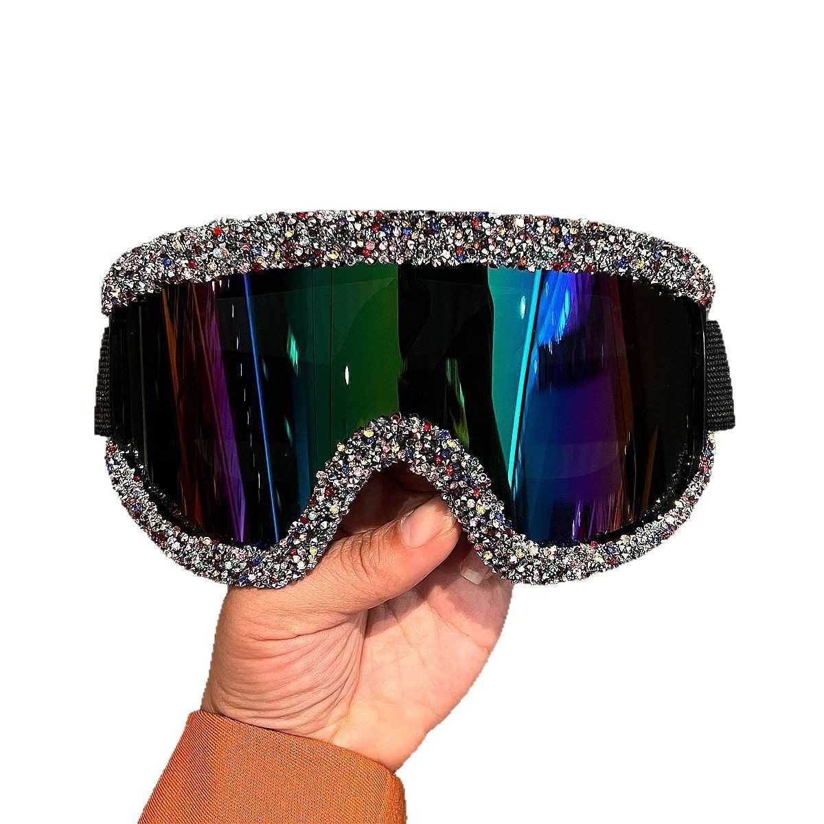 New Luxury Rhinestone Goggles Mountaineering Sandproof Dustproof Cycling Glasses Large Frame Sponge Ski Goggles H251015