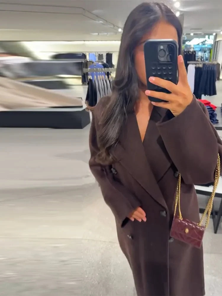 Casual Thicken Long Woolen Trench Coat Women Lapel Full Sleeve Double Breasted Pocket Coats 2025 Winter Lady Commute Streetwear 251029