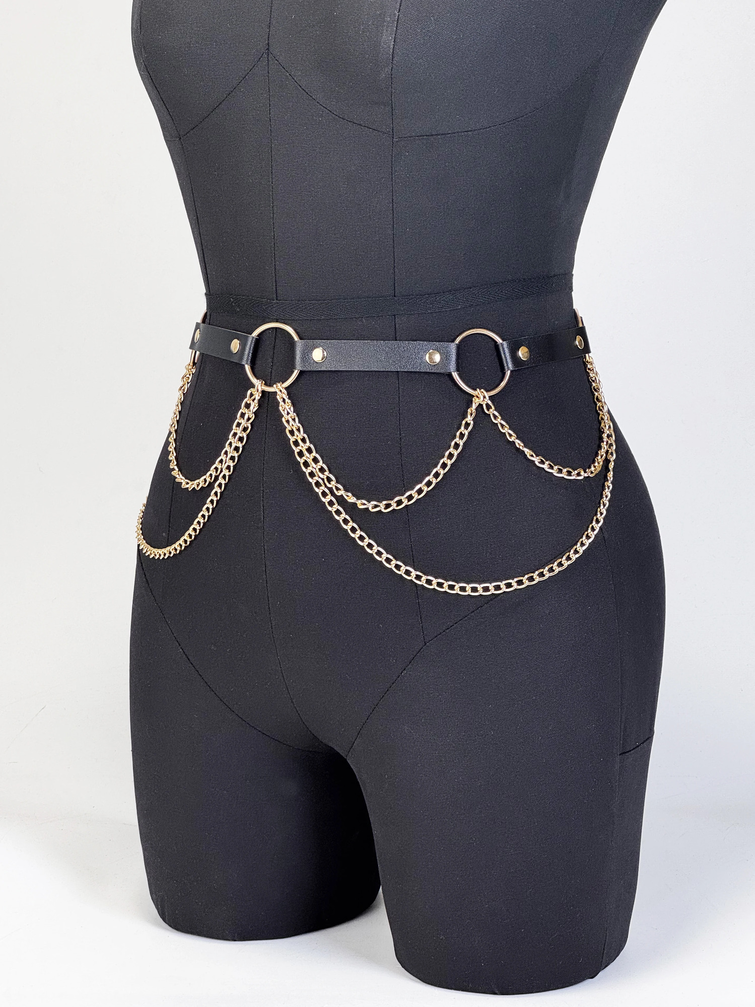 Women PU Leather Harness Belt Gold Waist Chain Fashion Waistband Accessory Leisure Punk Gothic Clothing Jewelry 251008