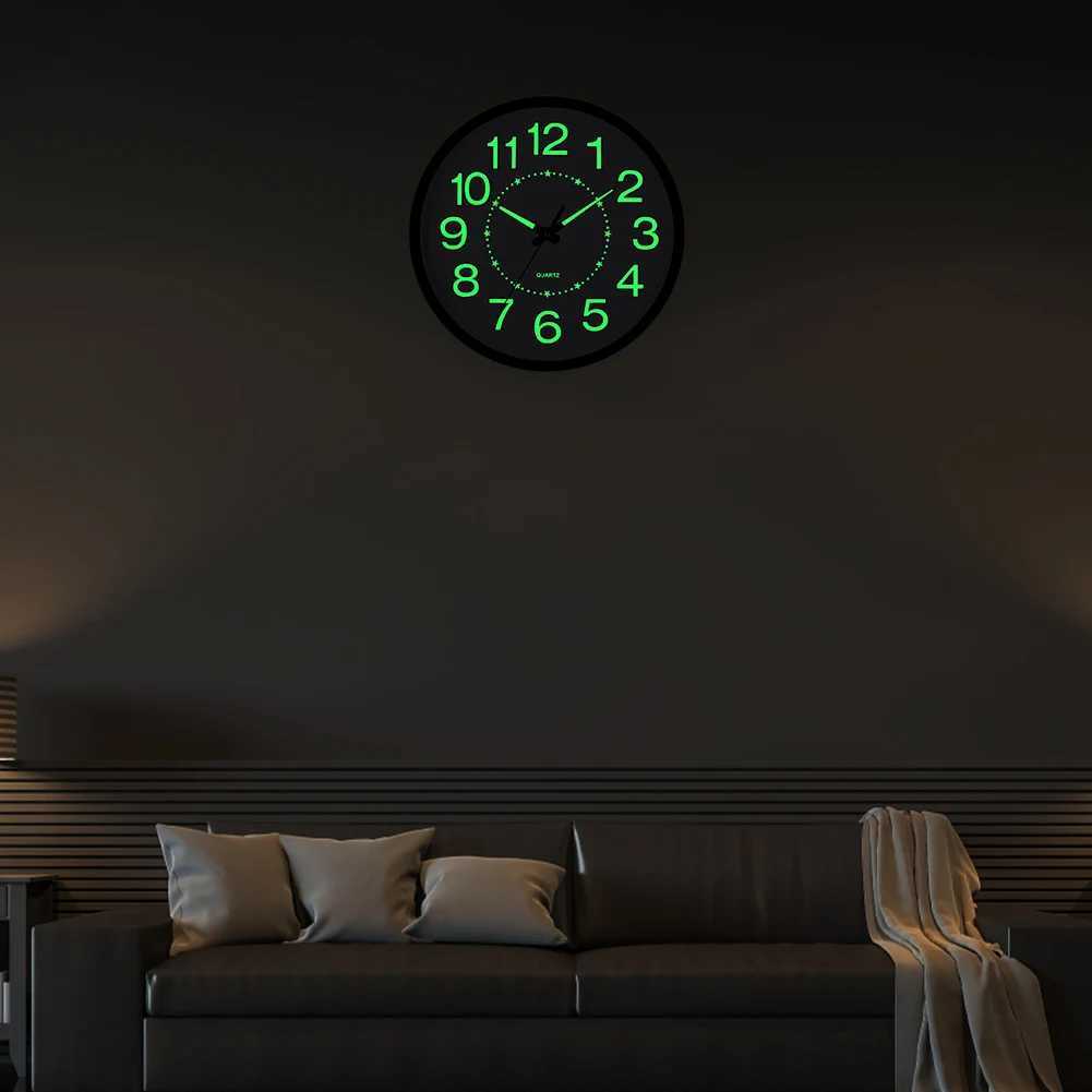 12inch Night Light Wall Clocks Glow In The Dark Luminous Wall Clock EnergyAbsorbing NumeralsHands for Kitchen Bedrooms Office C251015