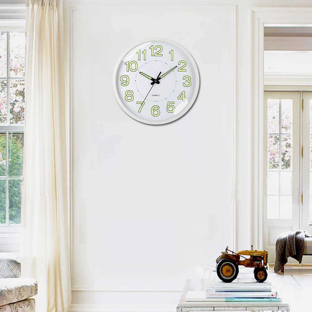 12inch Night Light Wall Clocks Glow In The Dark Luminous Wall Clock EnergyAbsorbing NumeralsHands for Kitchen Bedrooms Office C251015