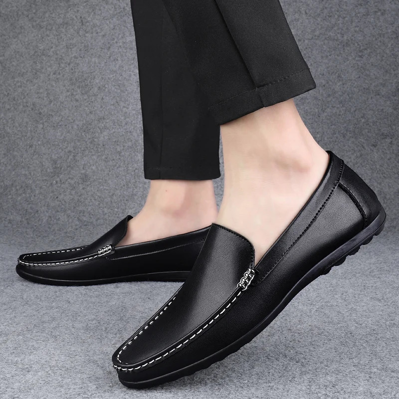 Summer Mens Shoes Business Casual Shoes Breathable Leather Shoes Lightweight Mens Beanshoes Plussize Dad Shoes 251013