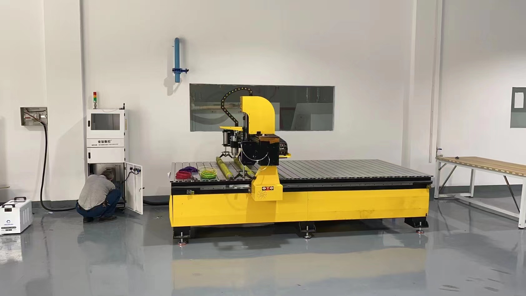 1325 Woodcarving relief handicraft density board insulation board CNC engraving machine