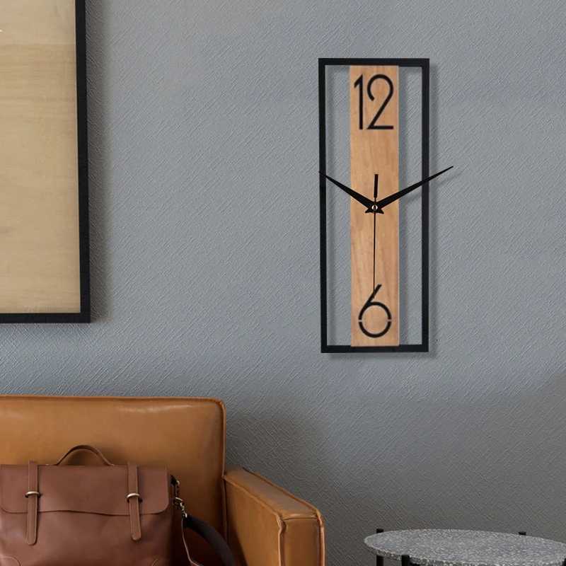 Rectangular wood grain wall clock for quiet decoration in homes and offices used in living rooms bedrooms and dining rooms C251015
