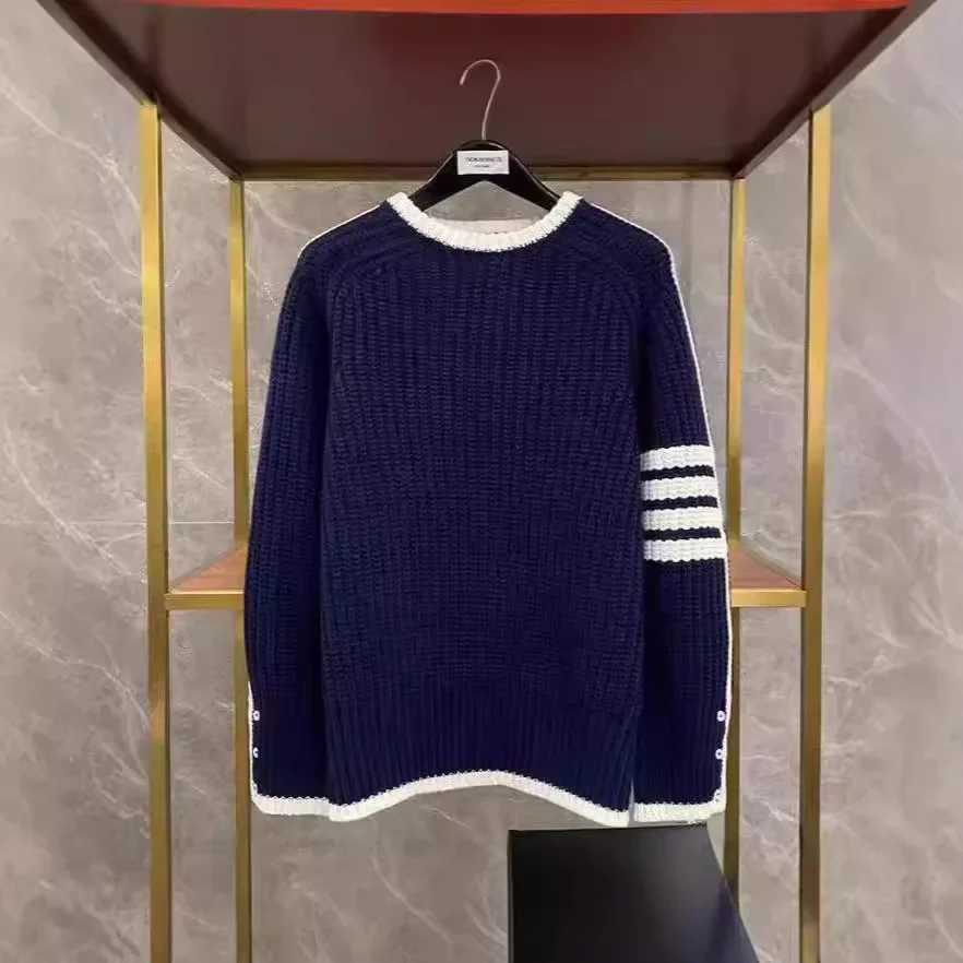 Trendy round Neck Knitwear Long Sleeve Casual Mens Sweater Autumn Winter Fashion Versatile Comfortable Overhead Top J251015