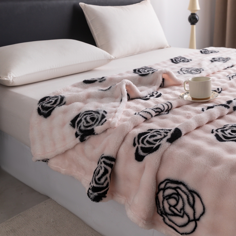 Designer Blanket Luxury Brand Skin-friendly and Soft Throw Lightweight Nap Blanket with Pink Camellia Pattern for Office /Bedroom /Travel /Gift Full S