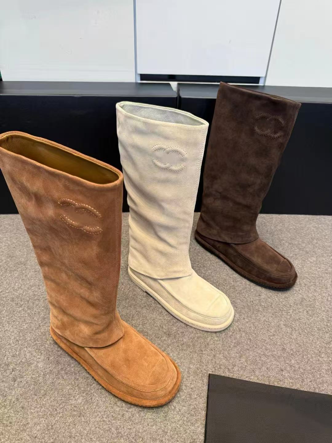 designer boot 2025 New suede ankle boots new australia Brand designer women's over the knee Martin boots socks round toe Plaid elastic knitted leather motorcycle boot