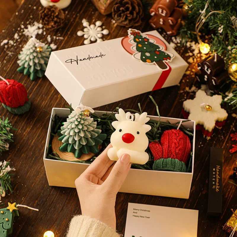 Creative 3piece Christmas Handmade Scented Candle Gift Set Green Christmas Tree White Deer Ginger Candy Man Green Gloves C251015