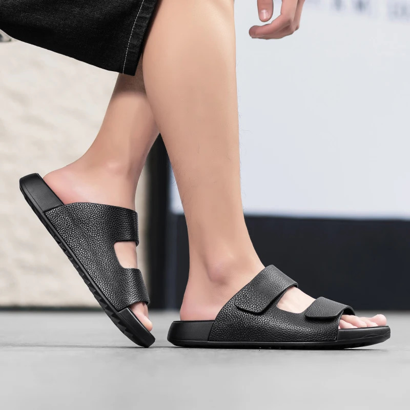 Fashionable Thick Soled Soft and Comfortable Leather Slippers Quality Leather Slippers Men Outdoor Beach Walking Slippers 251014