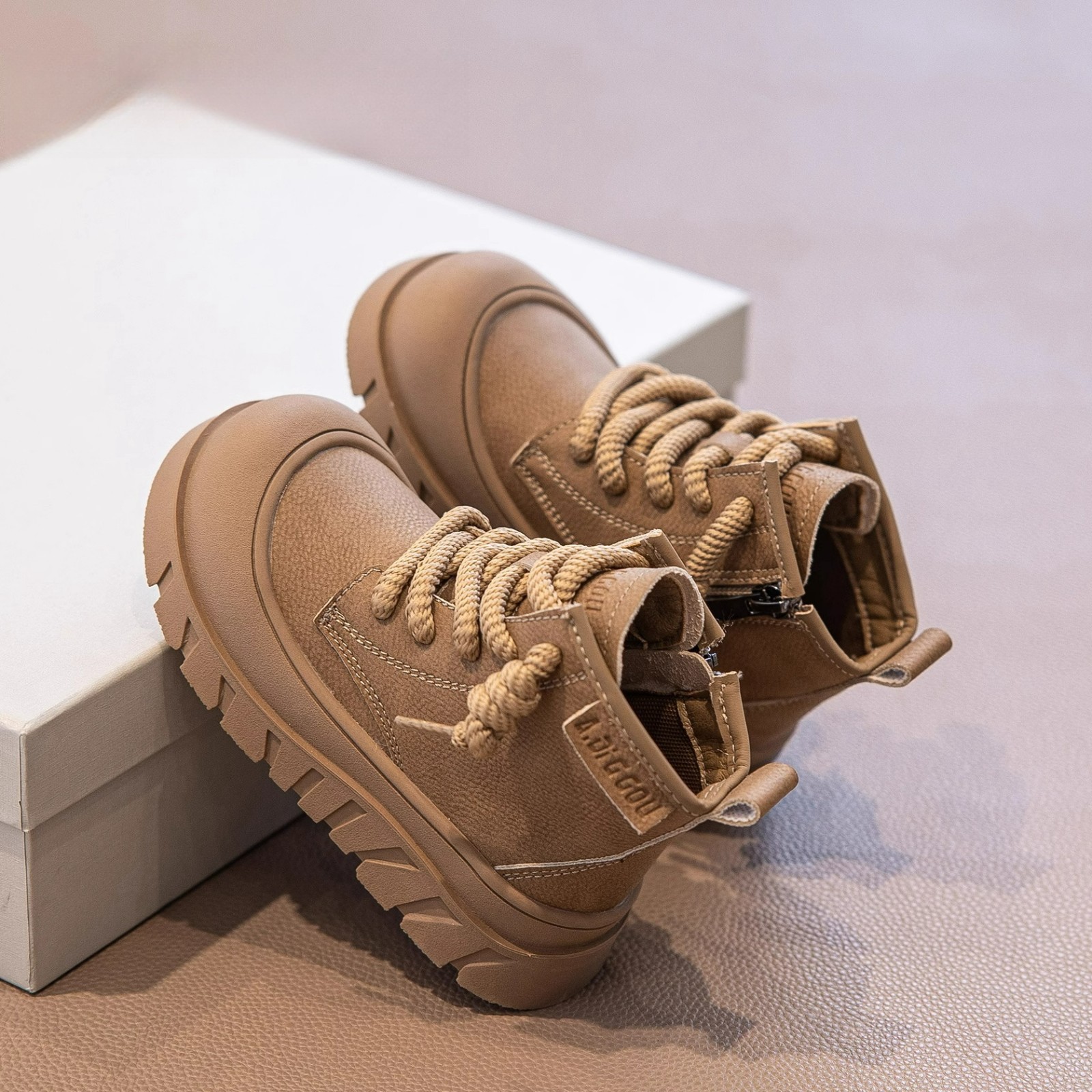 Designer Shoes Children's Yellow boots 2025 New Style Children's Leather Boots Boys Fashionable Short Boots Girls Martin Boots Big Kids Flat