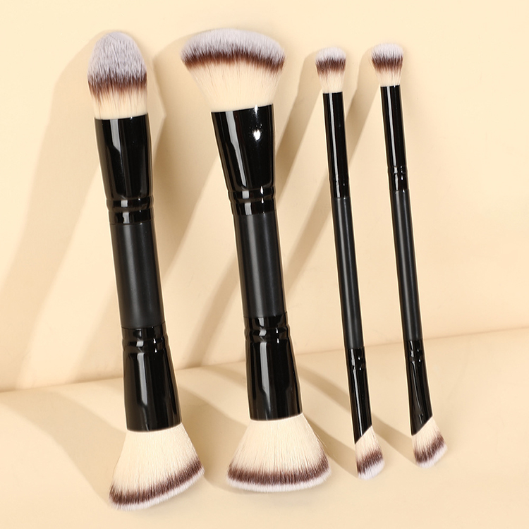 Creative Makeup Brushes Soft Bristles, Portable, Non-Shedding 4-Piece Facial Makeup Brush Set Fluffy, Non-Absorbent Powder Brush Factory Customizable