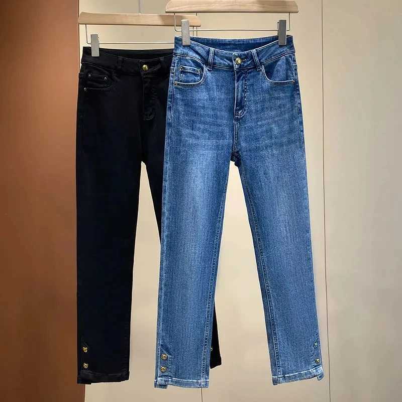 Black Cigarette Tube Jeans Womens Street wear 2025 Spring Autumn New high waisted Loose Casual Straight leg Nine points Pants W251015