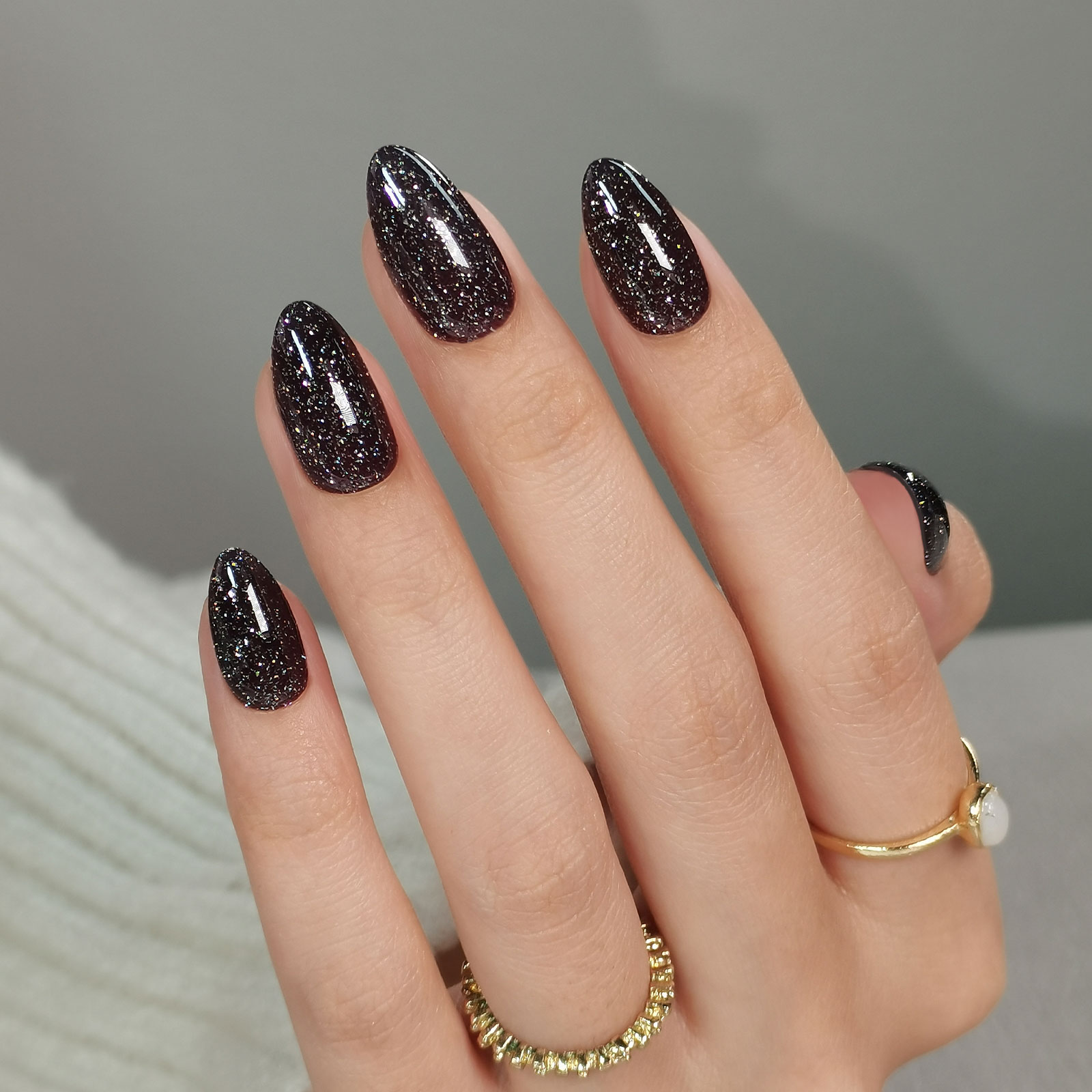 Glitter Black Press On Nails Almond with Sparkling Diamond - Soft Gel Fake Nails Short with Glue, Glossy Glue On Nails for Women Gift in 16 Sizes - 32