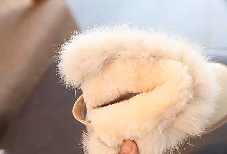 2026 New Solid Color Britain Style Girls Casual Boots Plush Winter Soft Baby Boys Short Boots Kids Shoes Children Drop ShippingT251015