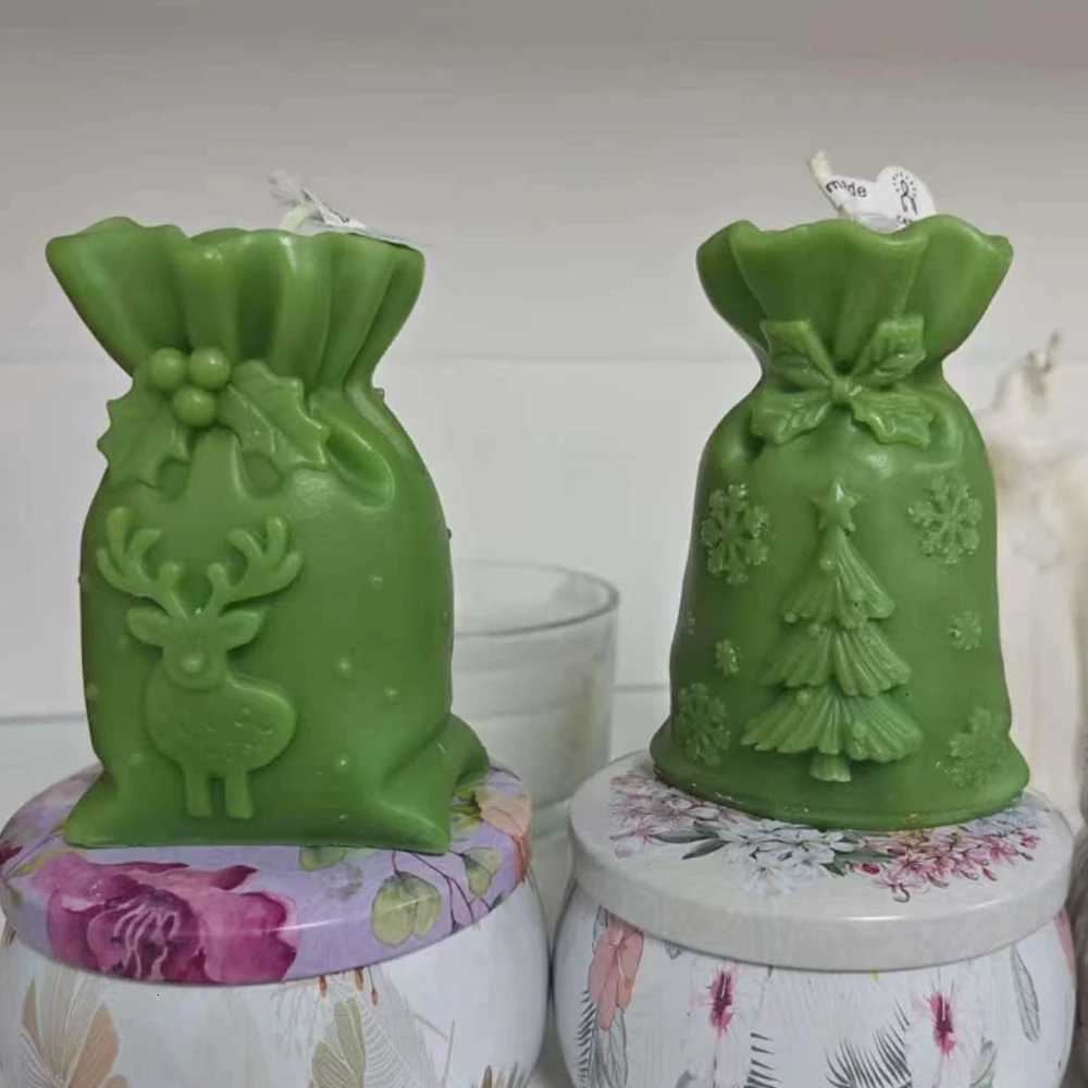 1pcs Christmas Gift Bag Shape Candle Handmade Aroma Decoration With Elk Trees Festive Gift Atmosphere Ornament Aromatherapy Wax C251015