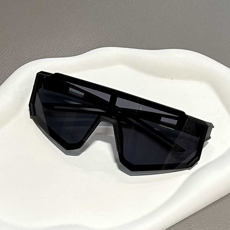 Childrens Sunshade Glasses Boys and Girls Outdoor Cycling Onepiece Sunglasses Baby Personality Photo Show Sunglasses Trendyt H251015