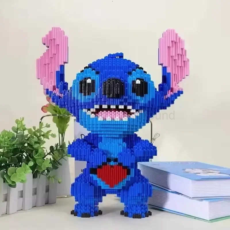 Disney 2025 New 33cm Building Blocks Anime Stitch Large Size Cute Educational Assembly Toy Tabletop Decoration Kid Birthday Gift H2510151