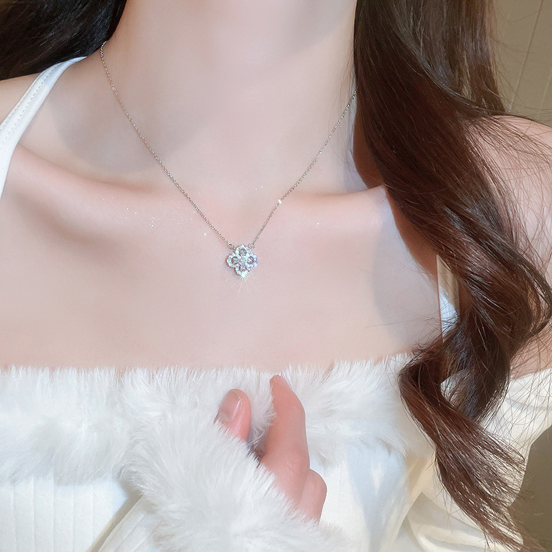 Korean Zircon Flower Necklace Niche Design Ins Style Clavicle Light High-end Neck Chain Jewelry for Women - view 5