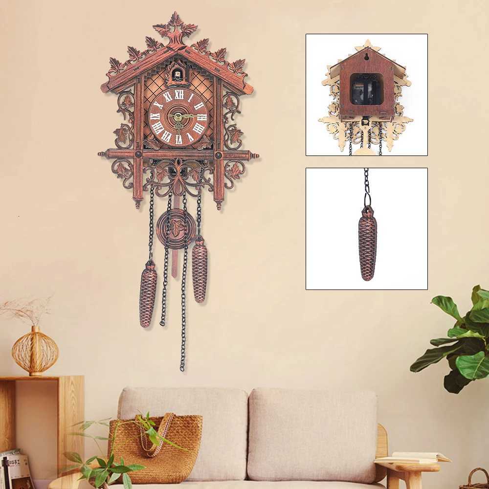 New Wooden Wall Clock Hanging Clock Antique Swing Pendulum ThreeDimensional Appearance Wall Clock for Living Room C251015