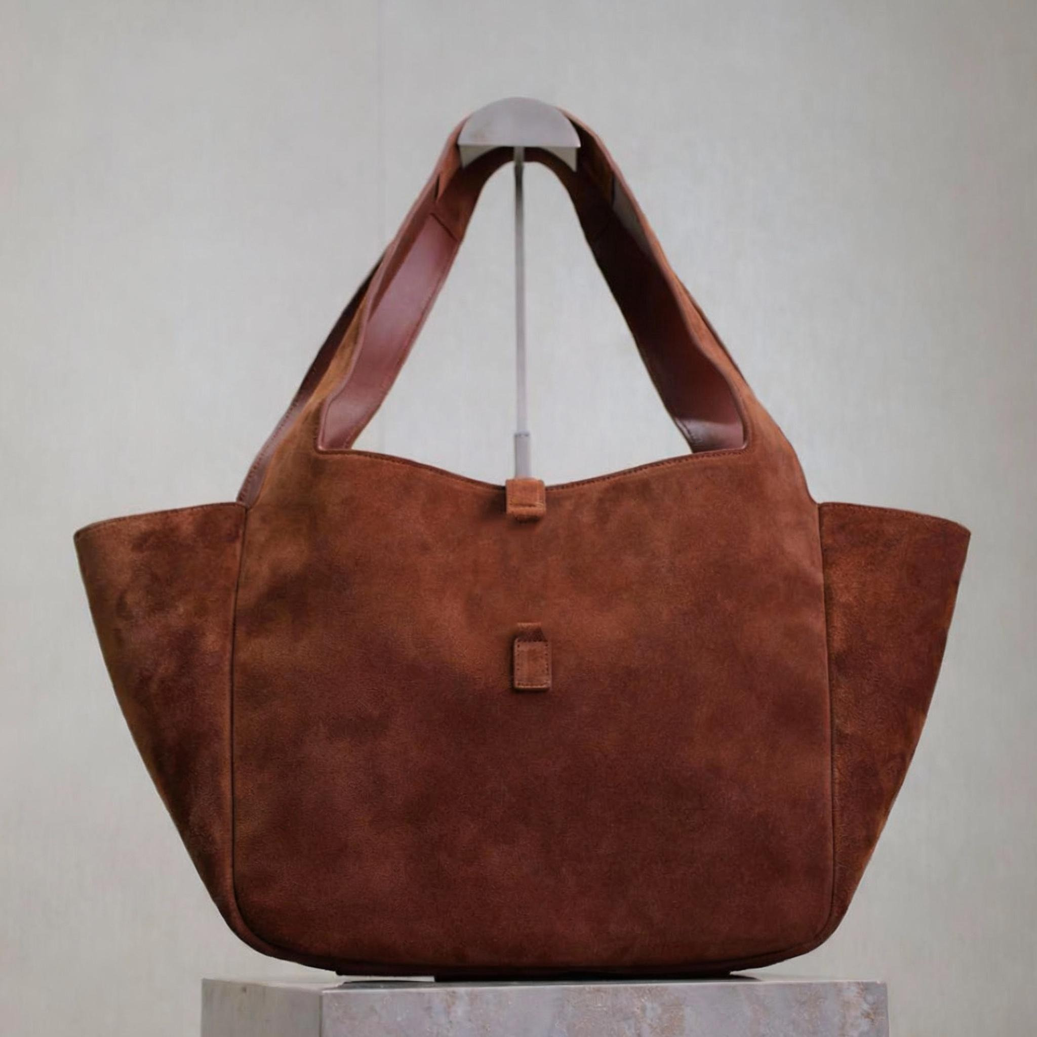 New 10A Bea In Suede Supple Tote Luxury Designer Genuine Leather Golden Hardware Handbag Zip Pocket Shoulder Bag Fashion Women Casual Travel Shopping Clutch Bag