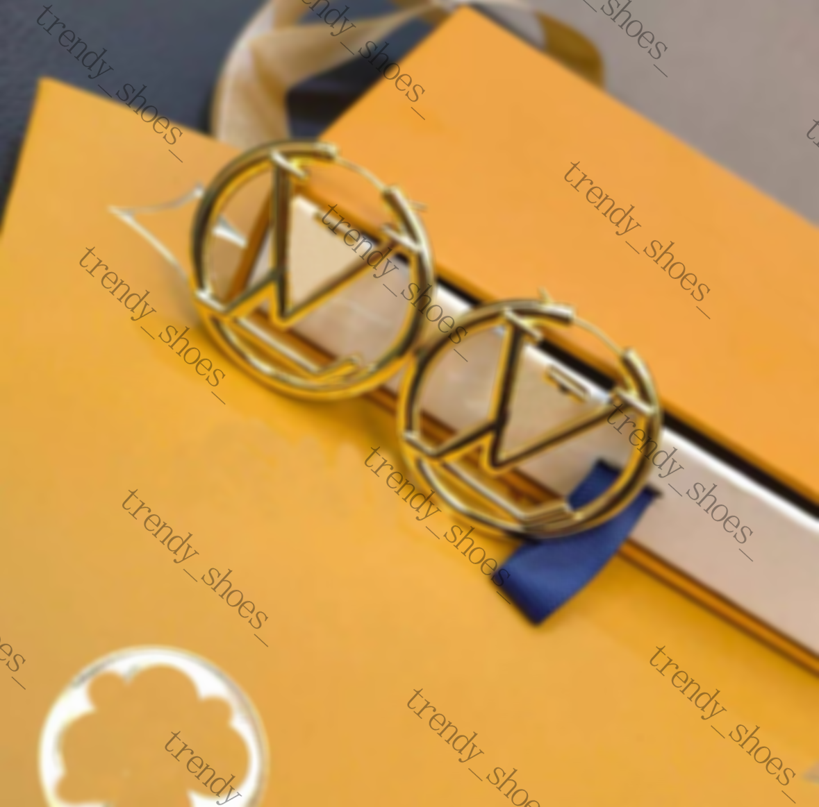 Luxury big gold hoop earrings for lady women orrous girls ear studs set Designer Jewelry earring Valentine's Day Gift engagement