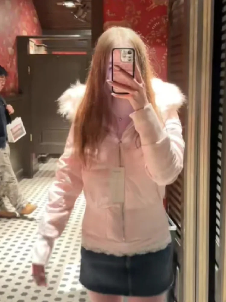 Fur Collar Zipper Thicken Coat Women Fashion Removable Furry Hooded Cropped Jacket Waistcinching Outwear Vintage Y2k Streetwear 251014