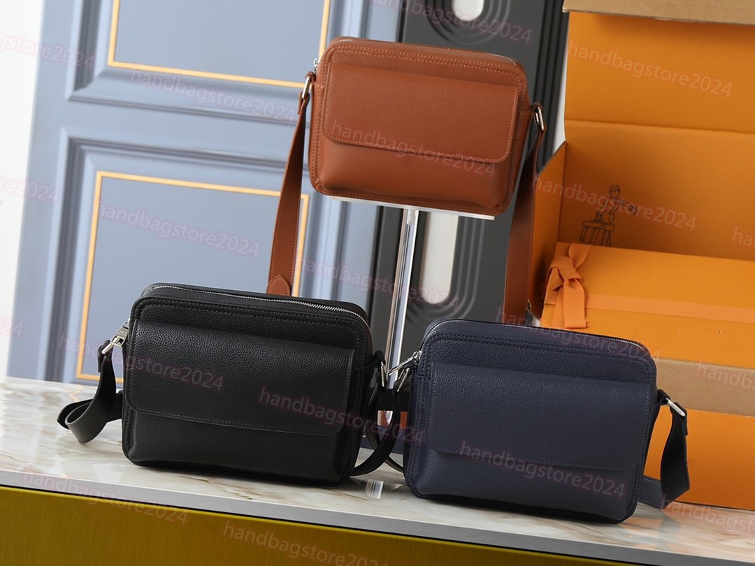 Designer bag men's Fastline messenger crossbody bag high quality men's shoulder bag M15265 Boarding messenger bag messenger Hommes fashion crossbody bag